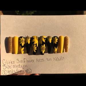 Glitter Sunflower Press on Nails